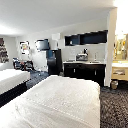 Baymont By Wyndham Marinette Hotel Ngoại thất bức ảnh